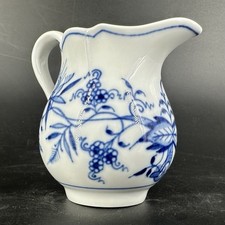 Meissen Porzellan Milchkännchen 2. Wahl mit Zwiebelmuster Dekor Kobaltblau