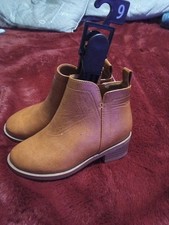 Little Girls Boots Size 9 More Like Pre-K Size 9