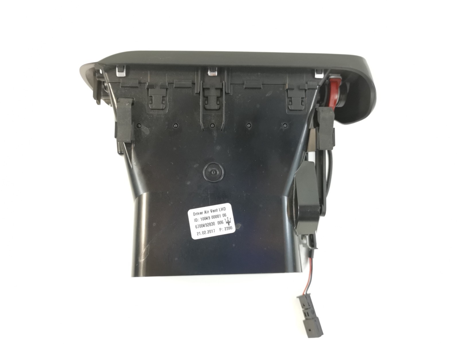 Maserati Levante 2017 Front Left Air vent P/N 6700492830