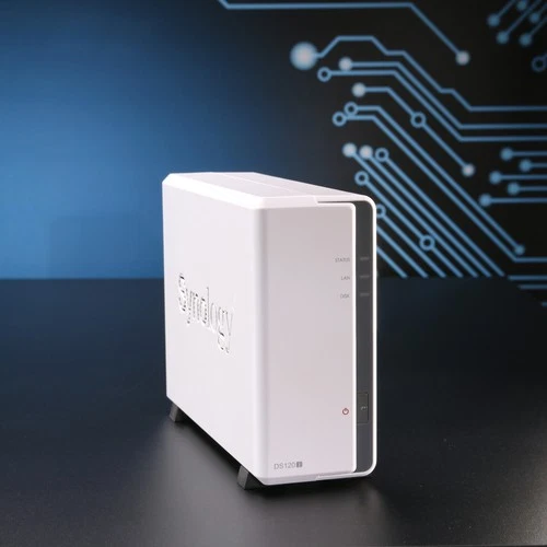 Synology DiskStation DS120j // 1-Bay NAS, 1x RJ-45, 2x USB-A 2.0