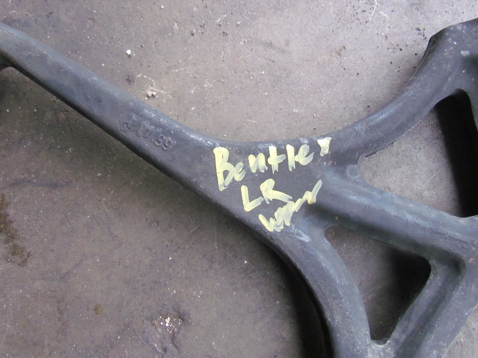 2001 Bentley Arnage Rear LH Upper Control Arm PD21000PC