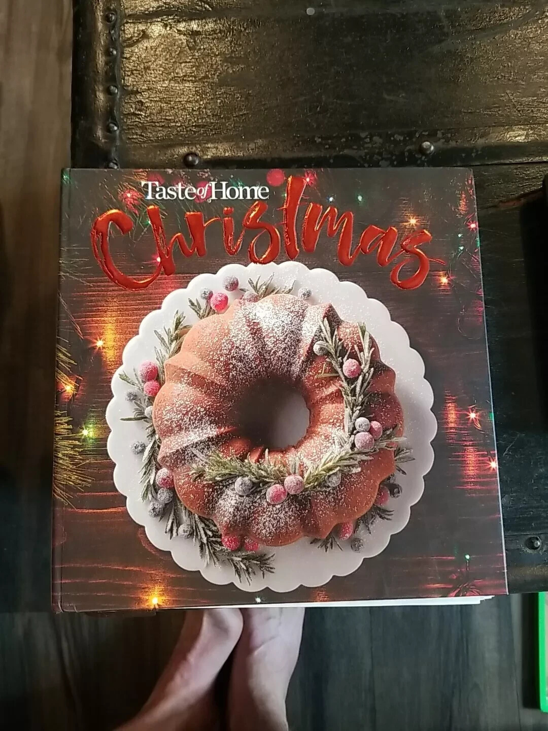 'Taste of Home Christmas' Hardcover Recipe Book | Factory Sealed