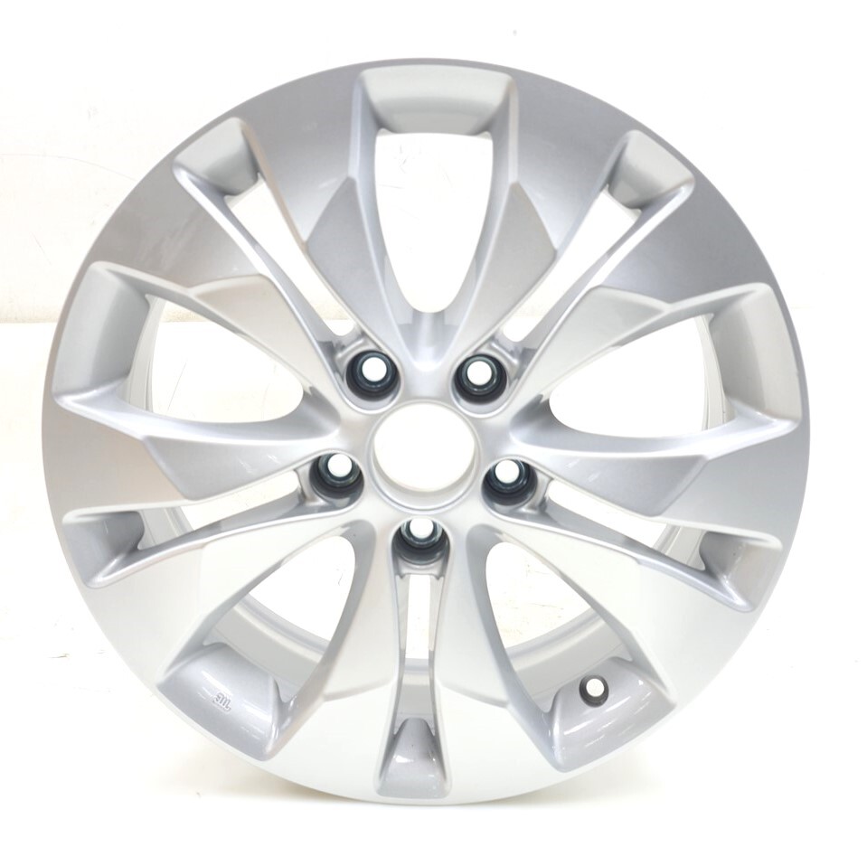 NEW OEM Honda 17