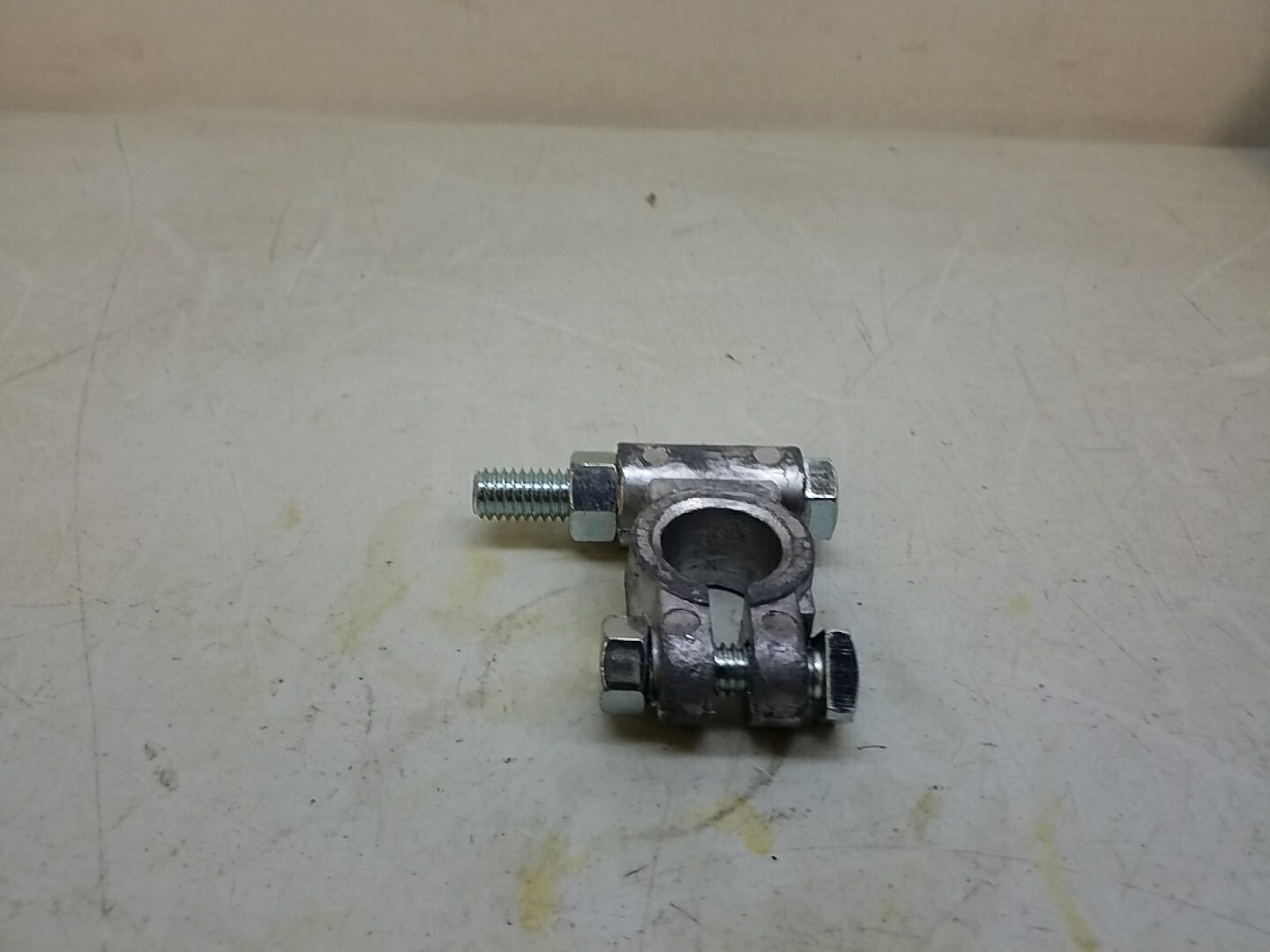 728069 Napa Top Mount Military Battery Terminal Qty.1 728069 Terminal