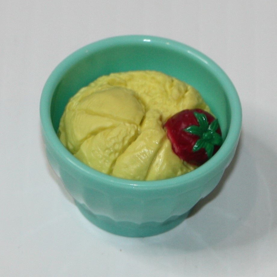 American Girl Italian Souvenir Set Bowl of Pretend Lemon Gelato for 18" Dolls