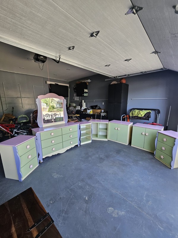 7pc Kids Ashley furniture Bedroom Set Green/Purple 