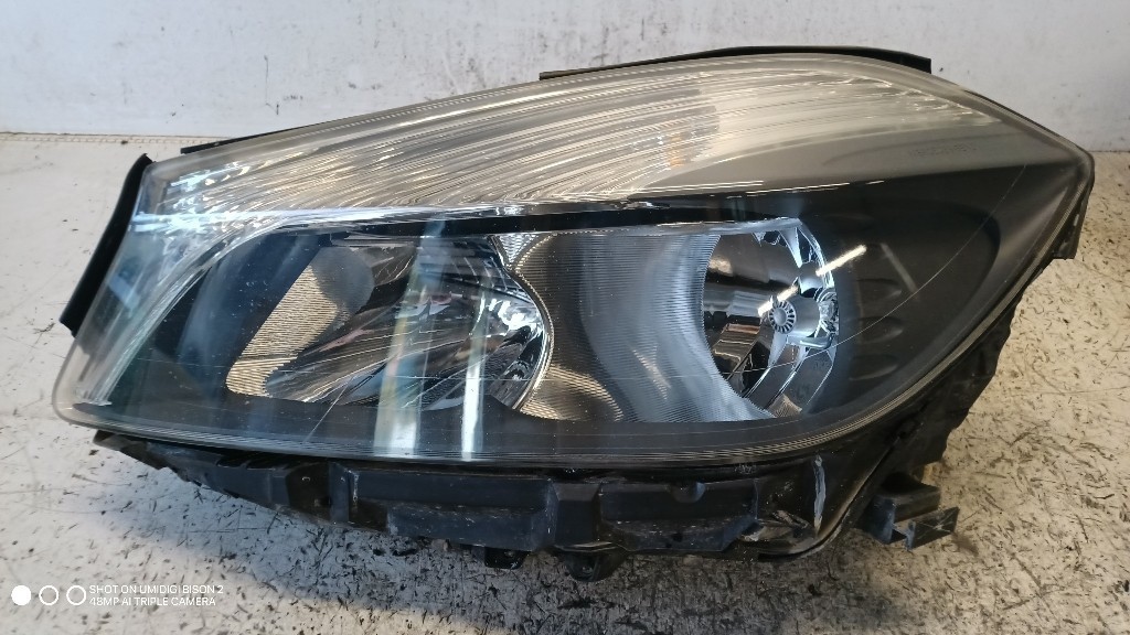FARO FANALE ANTERIORE SINISTRO SX PER MERCEDES Classe A Serie (W176) A176820386