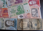 World Foreign currency 10 *small and Large Bank Notes* lot L352 — photo 3