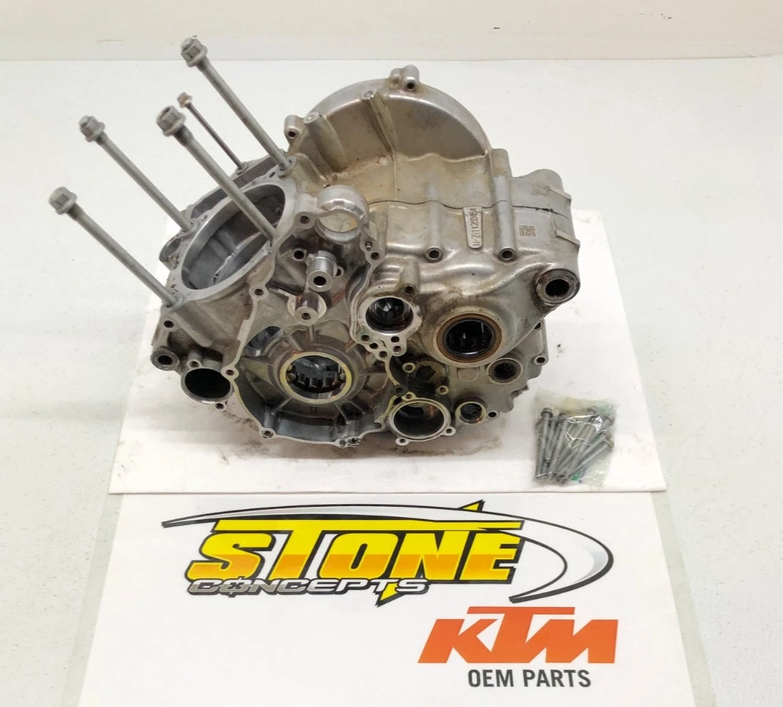 OEM KTM 19-22 250 350 SX-F XC-F Engine Cases Crankcase Left Right 79330000144
