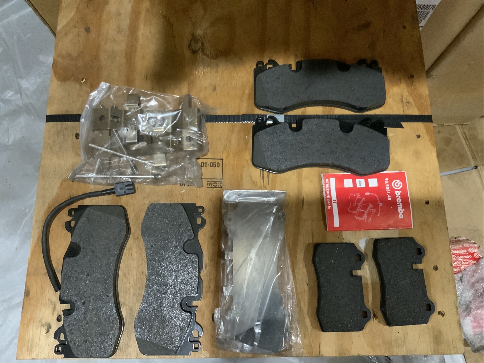 Maserati Quattroporte V8 GTS NOS front brake pads