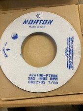 Norton 18 X8X 1 Grinding Wheel 3A 100- P7VBE USA- new in box