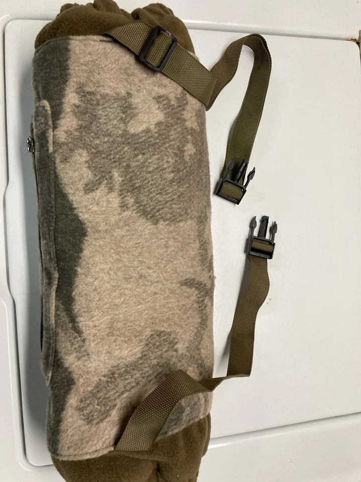 Cabelas Stand Hunter Hand Warmer - Image 2 of 3