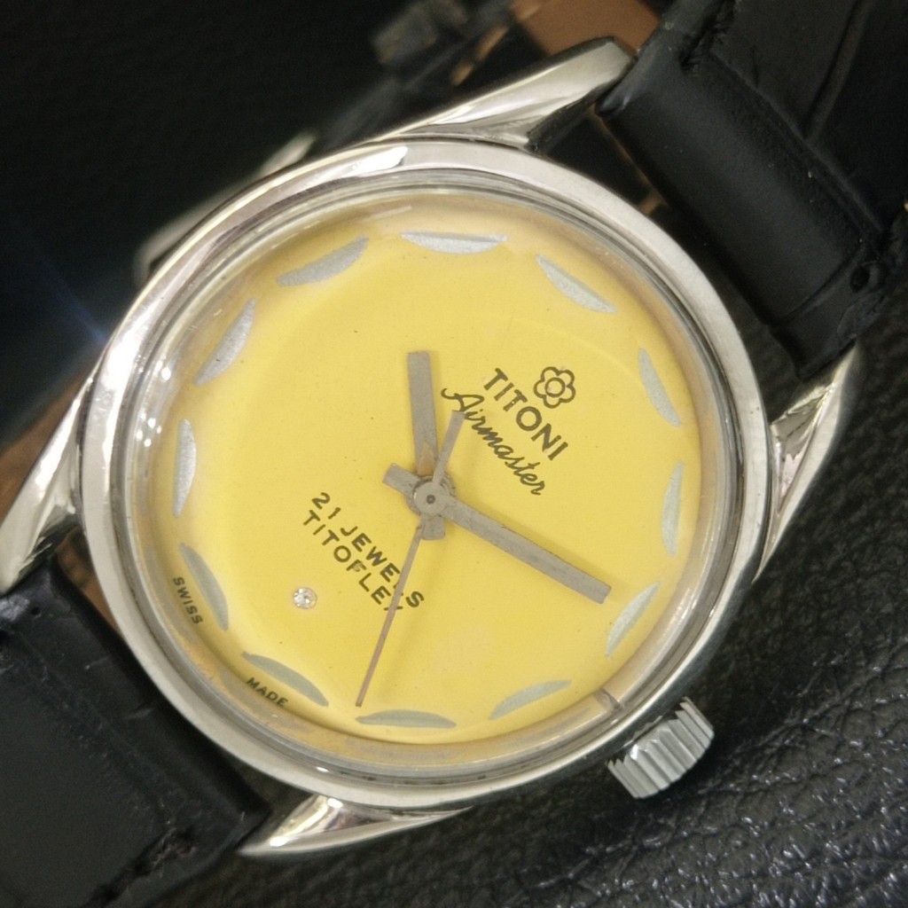 HAND-WINDING YELLOW TITONI AIRMASTER MENS TITOFLEX WATCH SWISS a703214-1 VINTAGE - vintagewatches.pk