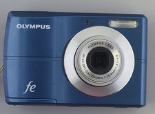 Olympus FE-26 Compact 12 Megapixel Digital Camera Works Screen w Dead Pixels