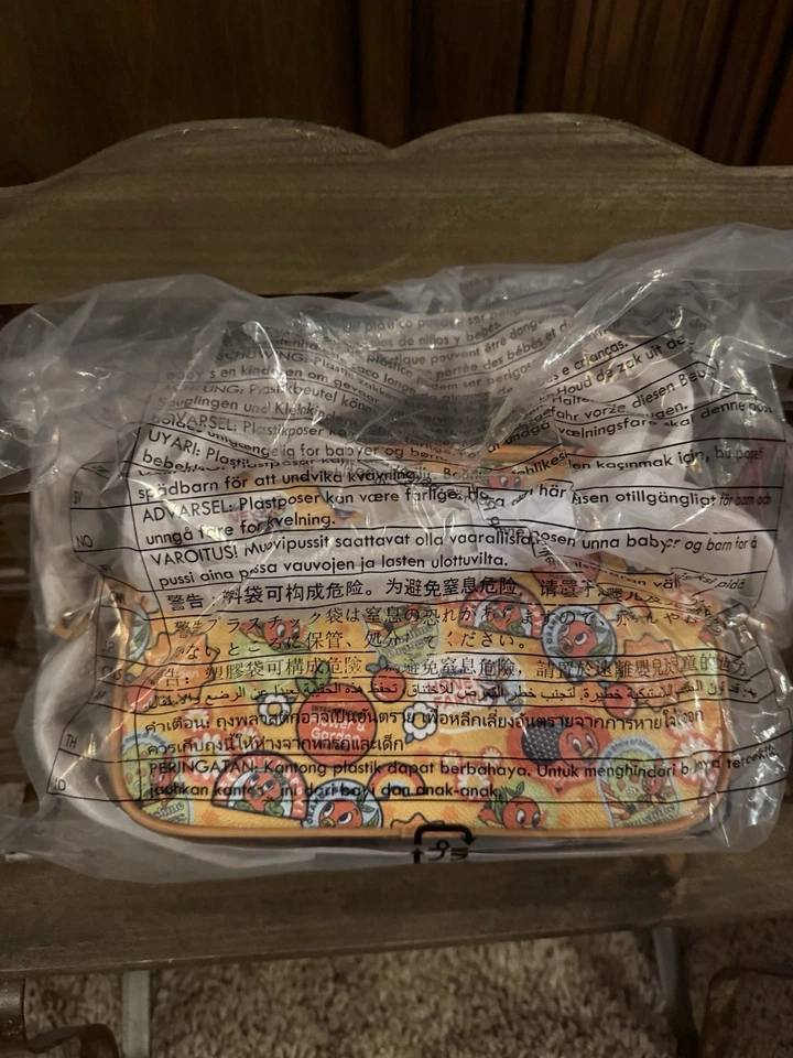 Disney Dooney and & Bourke Epcot Flower Garden Festival Orange Bird Bag NWT - Image 2 of 2