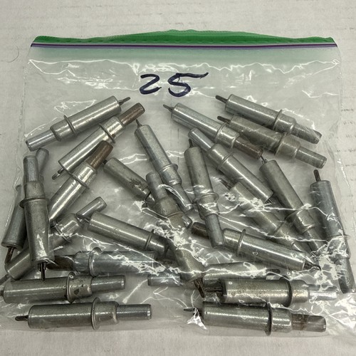 CLECKO-LOC-USA  3/32" Silver Color with 0 to 1/4" Grip 25 Pc Lot -Used Cleco's