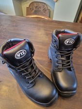 V12 Safety Boots Brand New Unworn Sz 5