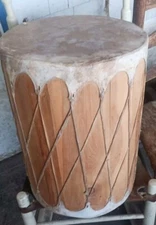**AWESOME  VINTAGE  NATIVE AMERICAN  HANDMADE LARGE POW WOW TAOS DRUM  NICE""