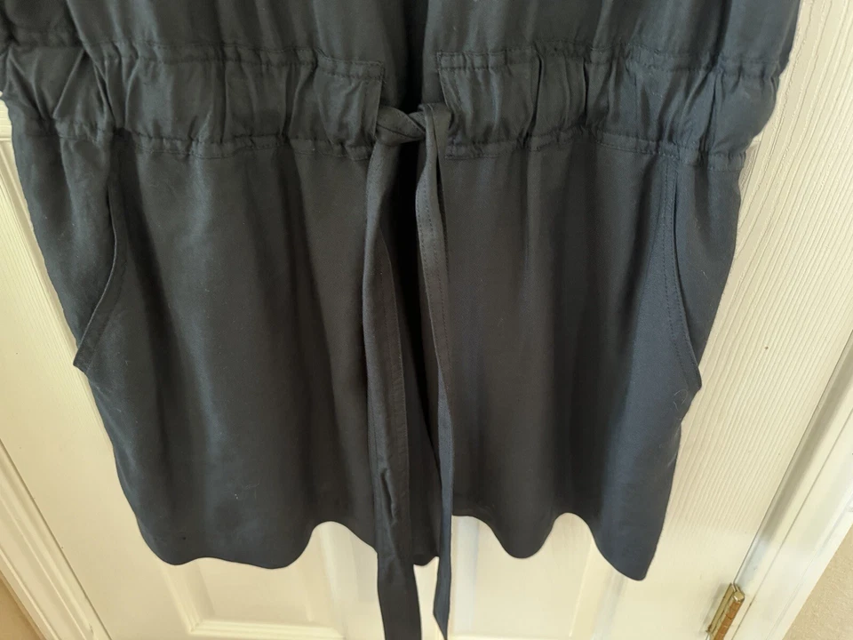 Mameluco negro liso "BANANA REPUBLIC" sin mangas cuello en V con bolsillos TALLA 14 Foto 4 de 4