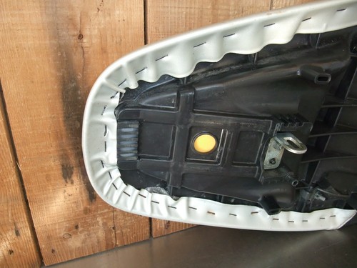 Kawasaki ER6f A650 2006 07 08 Seat Saddle VGC #138 - Picture 7 of 8