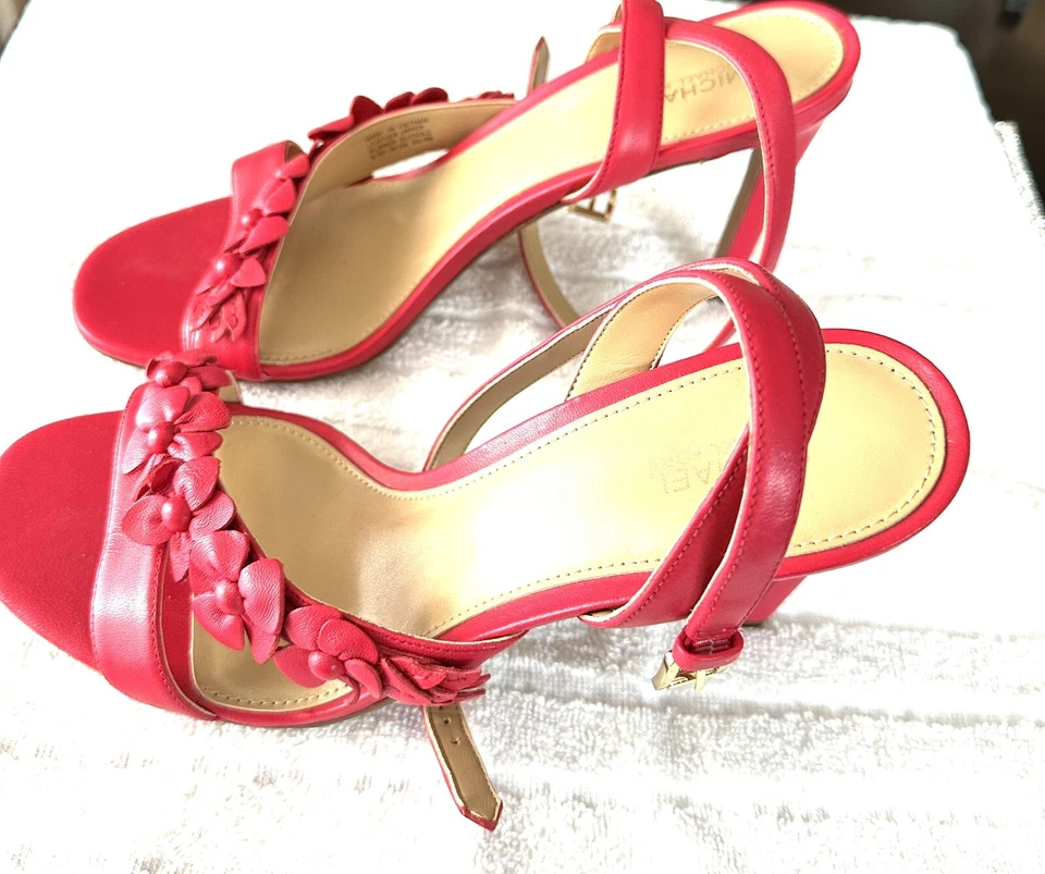 Sandálias tricia Michael Kors - Imagem 2 de 4