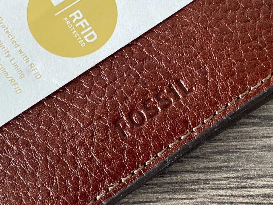 FOSSIL BROWN LEATHER CARDHOLDER & MONEY CLIP WITH RFID IDENTITY PROTECTION BNWT - Image 2 of 4