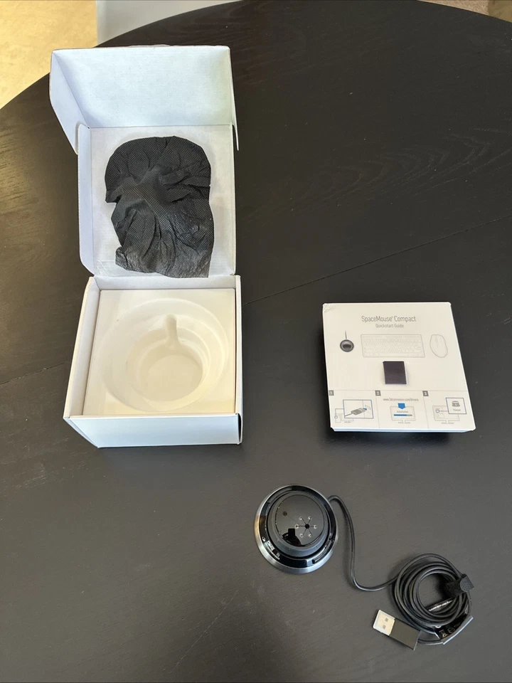 3Dconnexion SpaceMouse Compact Wired CAD Mouse (3DX-700059) - Image 2 of 4