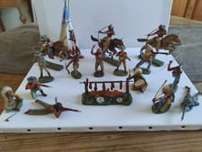 17  Elastolin indianerfiguren und Cowboyfiguren , alt