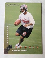 1997 Donruss NFL Warrick Dunn Rookie Card #196 Tampa Bay Buccaneers 