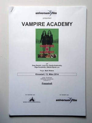 Vampire Academy - Zoey Deutch - Lucy Fry - Gabriel Byrne - Presseheft