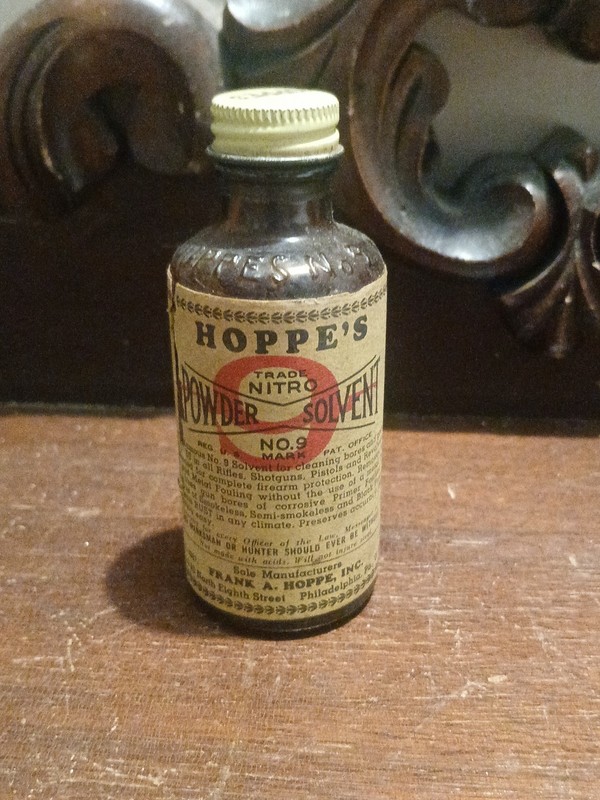 1937 Hoppe's Nitro Powder Solvent No.9 Bottle