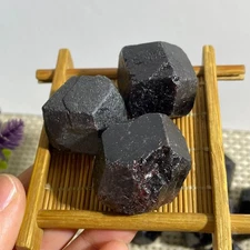 3pc 136g Rare Natural garnet gemstone Crystal Rough Mineral Specimen