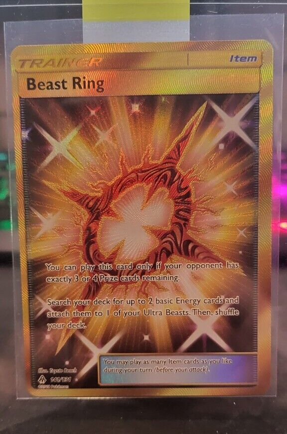 BEAST RING 141/131 SECRET RARE Gold Pokemon TCG : S&M Forbidden Light