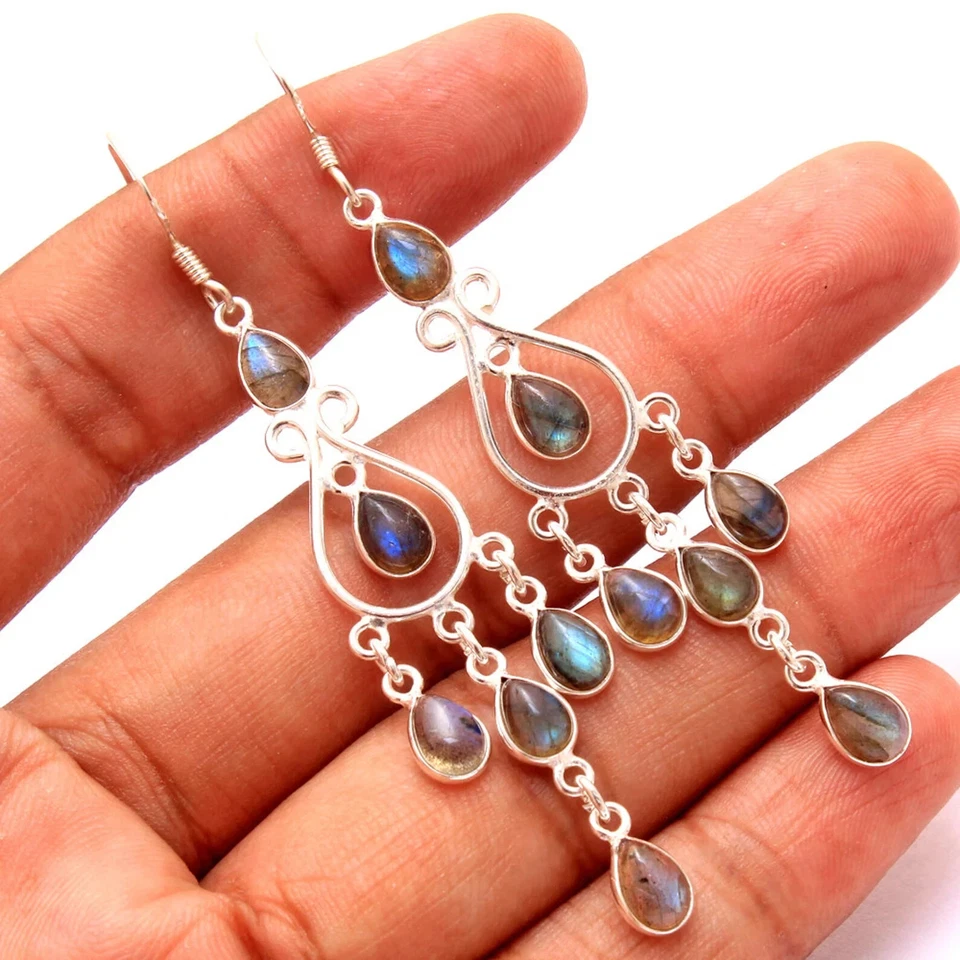 Pendientes colgantes de lágrima de plata con piedras preciosas de labradorita para mujer Foto 3 de 4