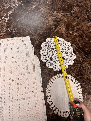 Vintage Lot Crochet Lace Doilies Table Runners Long-Small- Mini -Mix Lot - Picture 6 of 11