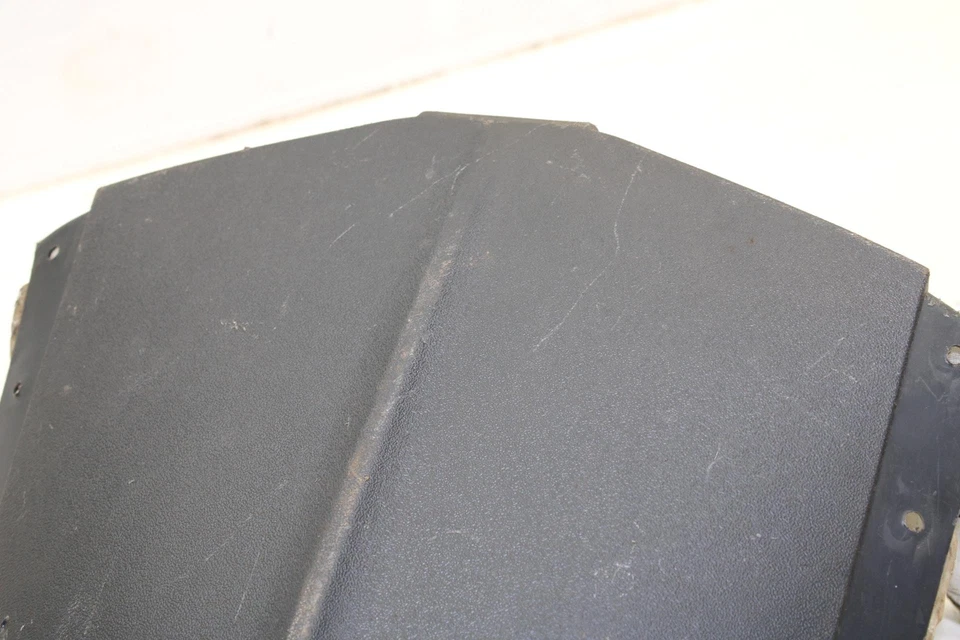 1999 Yamaha Venture 500 Xl Oem Center Belly Pan 8CR-21912-31-00 SY115 - Image 2 of 4