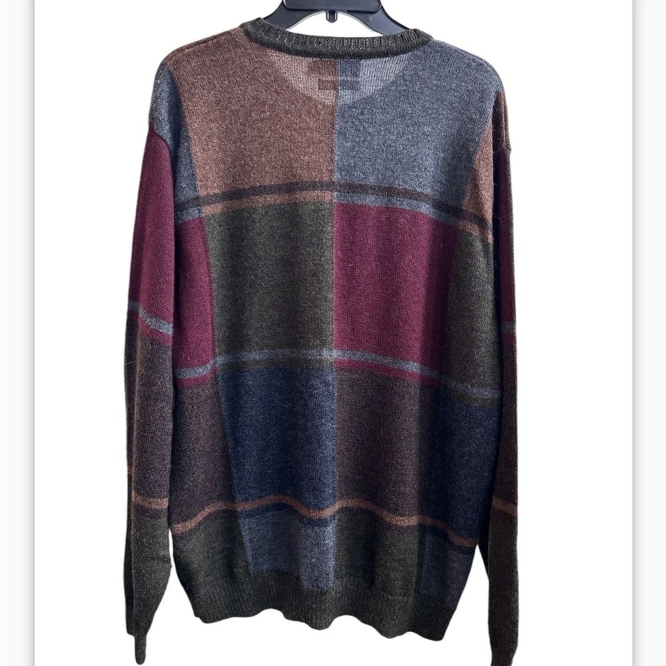 Vintage Talbots Men’s 100% Alpaca Sweater crewneck color block size XL - Image 3 of 4