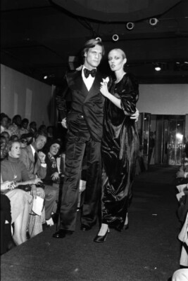 Calvin Klein Collection Vintage Fall 1975 Black Velvet Tie Neck Maxi Dress  10 | eBay