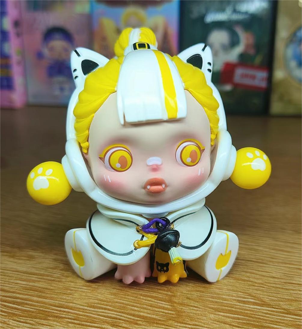 Skullpanda City of Night Series BlindBox Confirmed MINI Figure Pet