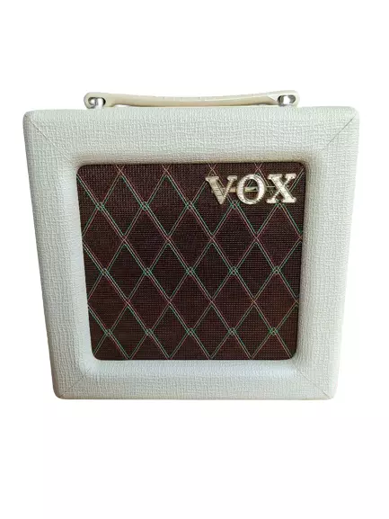 Vox 4 watt outlet