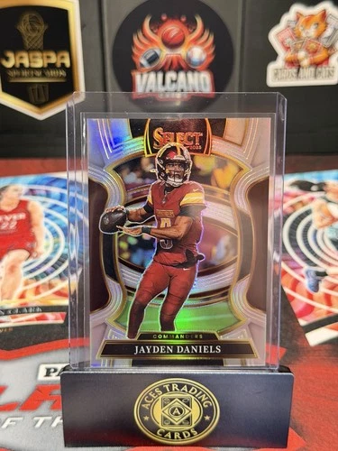 2025 NFL Panini Select - Jayden Daniels Silver Concourse #88