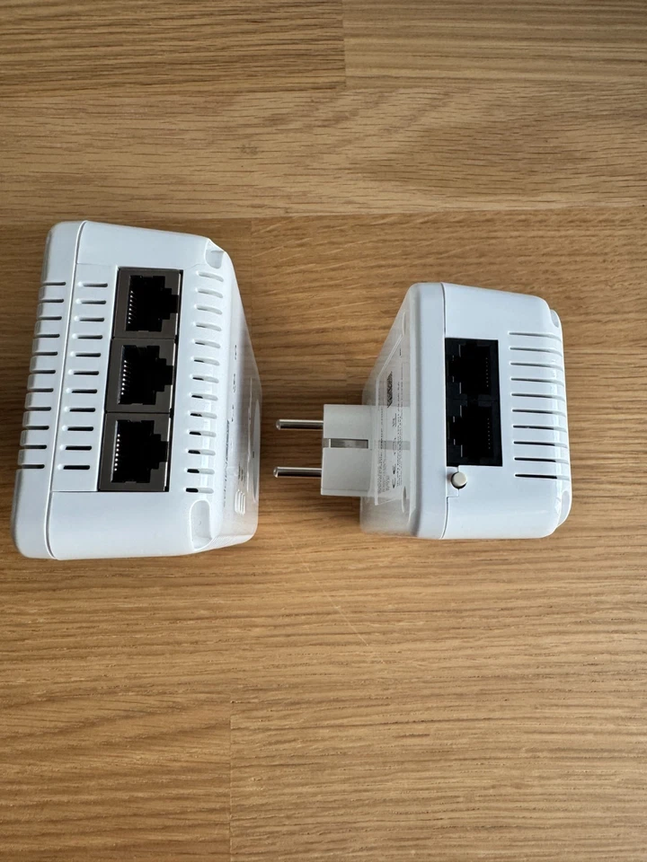 devolo dLAN 500 AV Wireless+ Starter Kit - (Internet über die Steckdose) - Bild 2 von 2