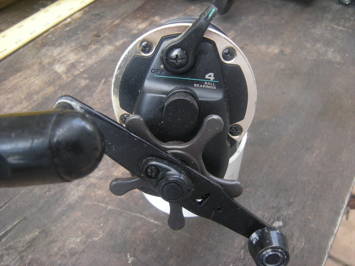 ダイワSL50SH DAIWA SEALINE SL50SH CONVENTIONAL CASTING FISHING REEL WITH