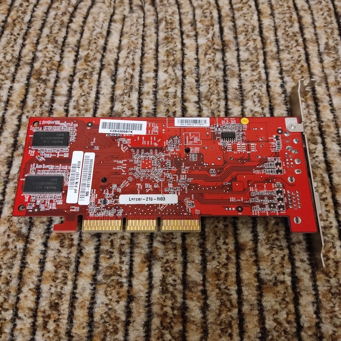 CARTE Graphique NVIDIA GEFORCE2 MX400 64MB AGP-SP400 AGP
