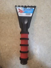 Winter Wise Snow Ice Scraper Red Black Plastic Made In Canada MAXX FREE SHIPPING
