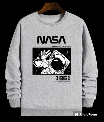 Nasa sweatshirt size Large men’s new Gray Astronaut Graphic Crew Neck