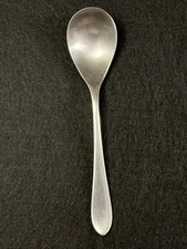 ONE   Robert Welch  Stainless  Meridian Satin TEASPOON