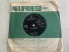 THE BEATLES - Eleanor Rigby /Yellow Submarine - 1966 UK Parlophone.
