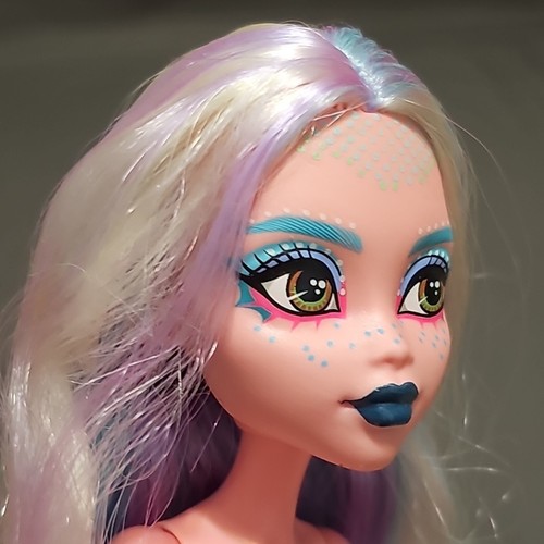 Monster High Monster Fest Lagoona G3 Nude Doll Blonde, Purple, Blue Hair - Picture 2 of 7