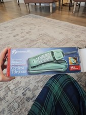 Southwestern Bell Freedom Phone Model FF677MG Metallic Green